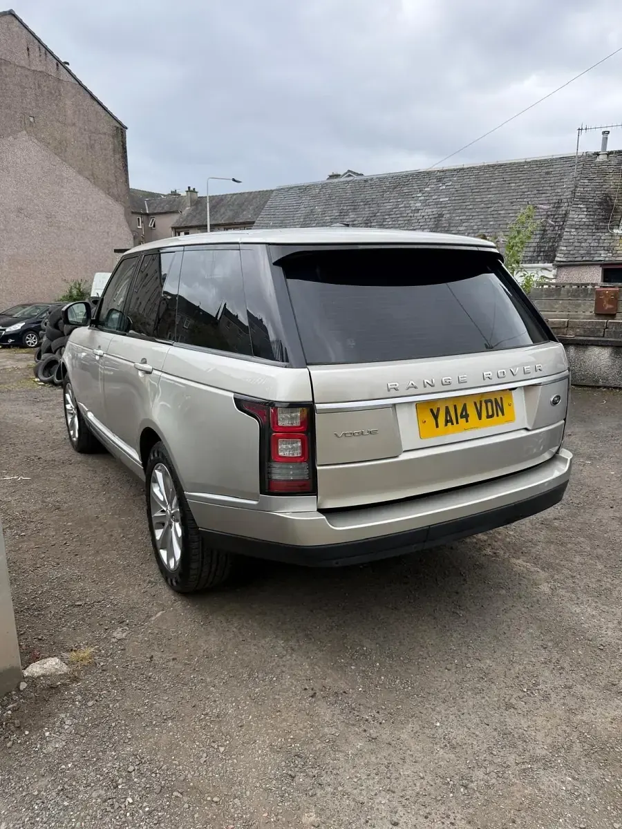 Used Land Rover Range Rover Vogue 2014 Gold SUV