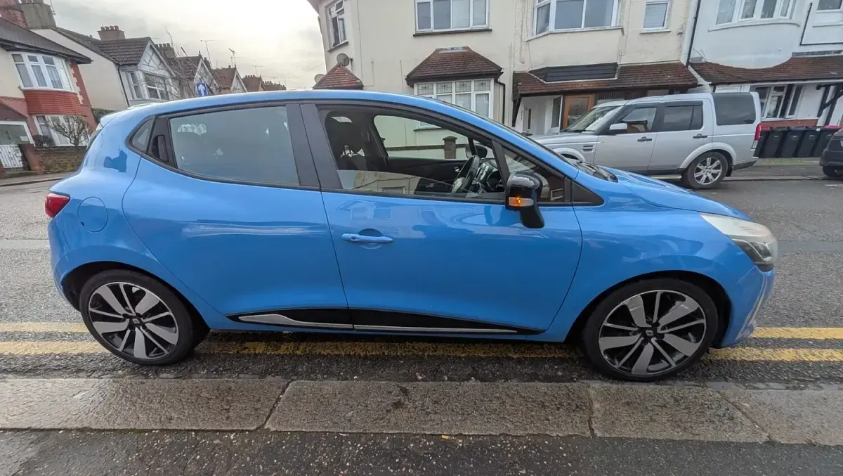 Gebraucht Renault Clio IV Dynamique 90 PS (66 kW) 2013 Blau Kleinwagen