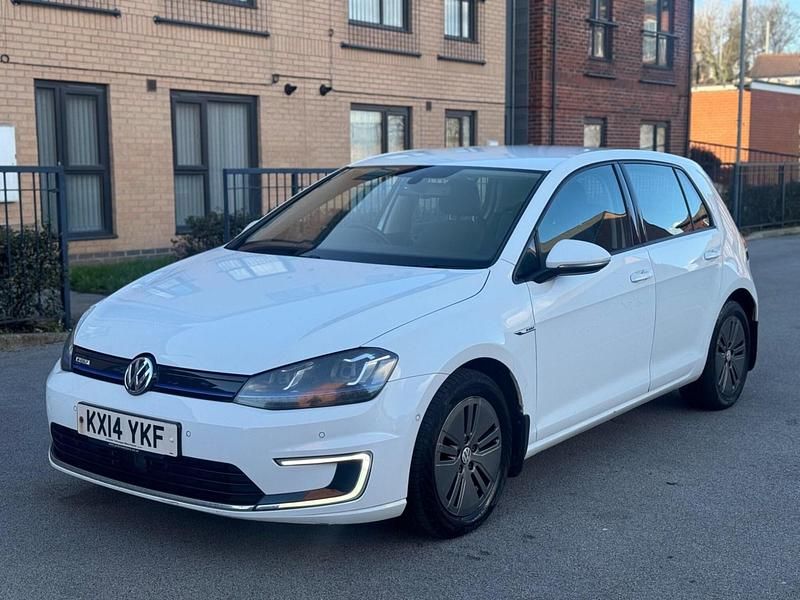 Used VW e-Golf 85 kW (116 HP) 2014 White Hatchback