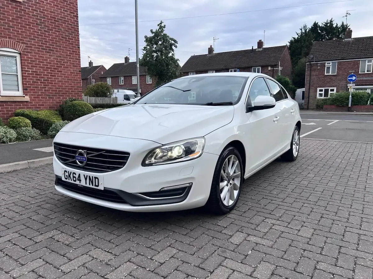 Used Volvo S60 SE Lux 2014 White Sedan