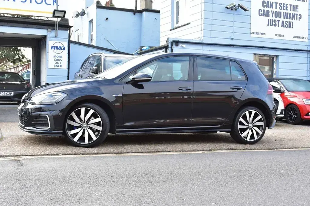 Used VW Golf VII Advance 204 HP (150 kW) 2017 Black Hatchback