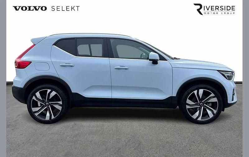 Usado Volvo XC40 Ultra 161 CV (118 kW) 2025 Azul SUV