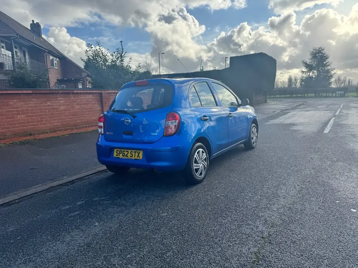 Used Nissan Micra Visia 98 HP (72 kW) 2012 Blue Hatchback