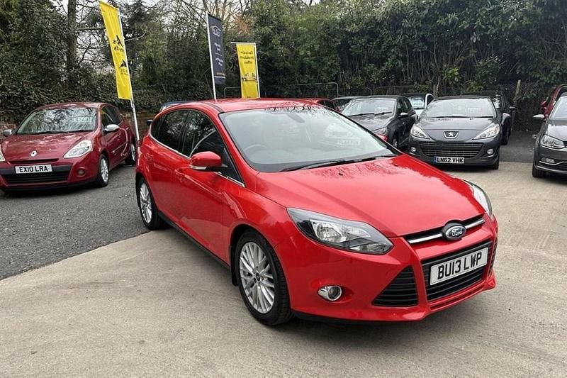 Used Ford Focus Zetec 2013 Red Hatchback