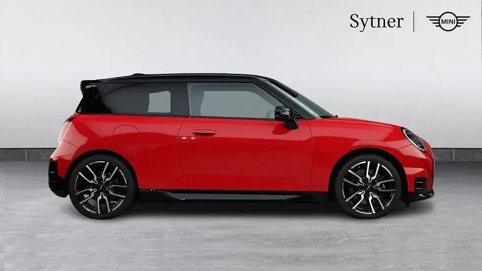 Used Mini Cooper SE Hatch 158 kW (215 HP) 2024 Red Hatchback