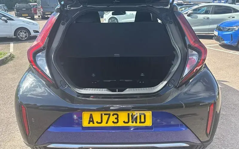 Used Toyota Aygo X 72 HP (52 kW) 2025 SUV