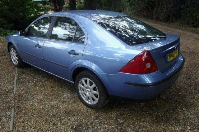 Używany Ford Mondeo 2004 Hatchback