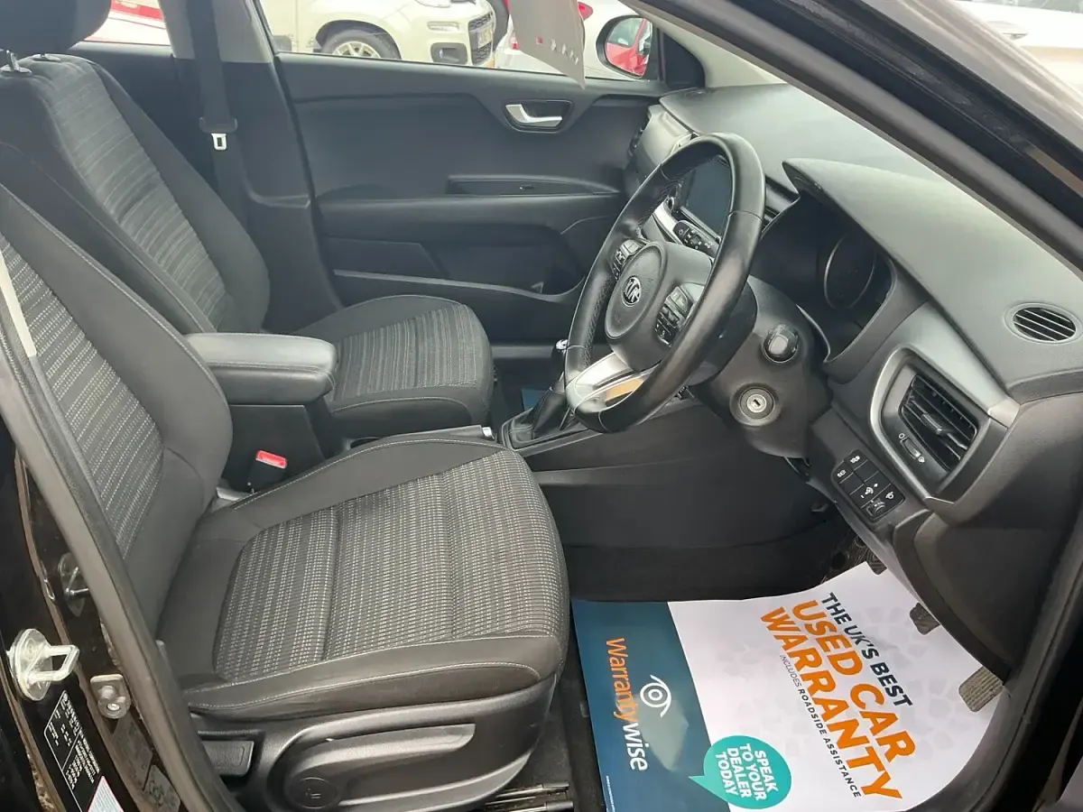 Used Kia Stonic 108 HP (79 kW) 2018 Black SUV