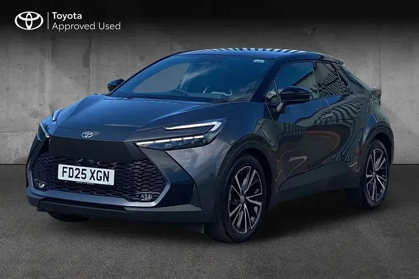 Used Toyota C-HR 138 HP (101 kW) 2025 Decuma grey SUV