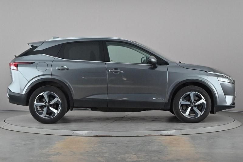 Used Nissan Qashqai N-Connecta 190 HP (139 kW) 2023 Grey SUV