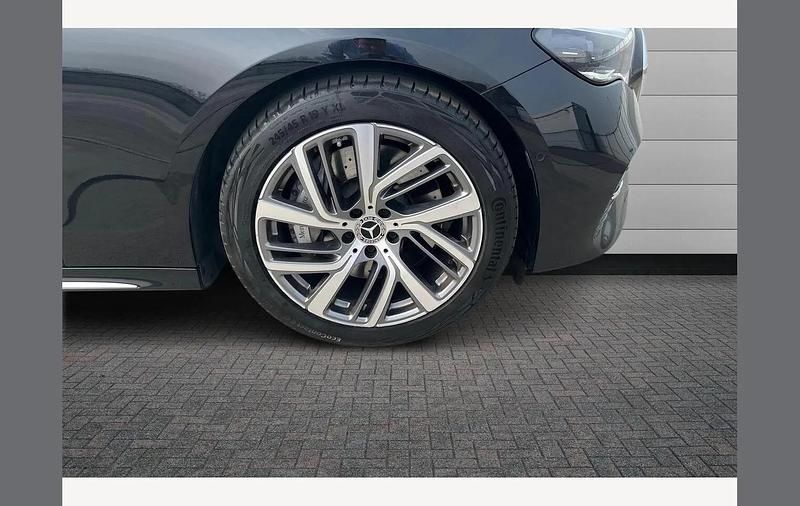 Used Mercedes E200 Premium 200 HP (147 kW) 2025 Black Sedan