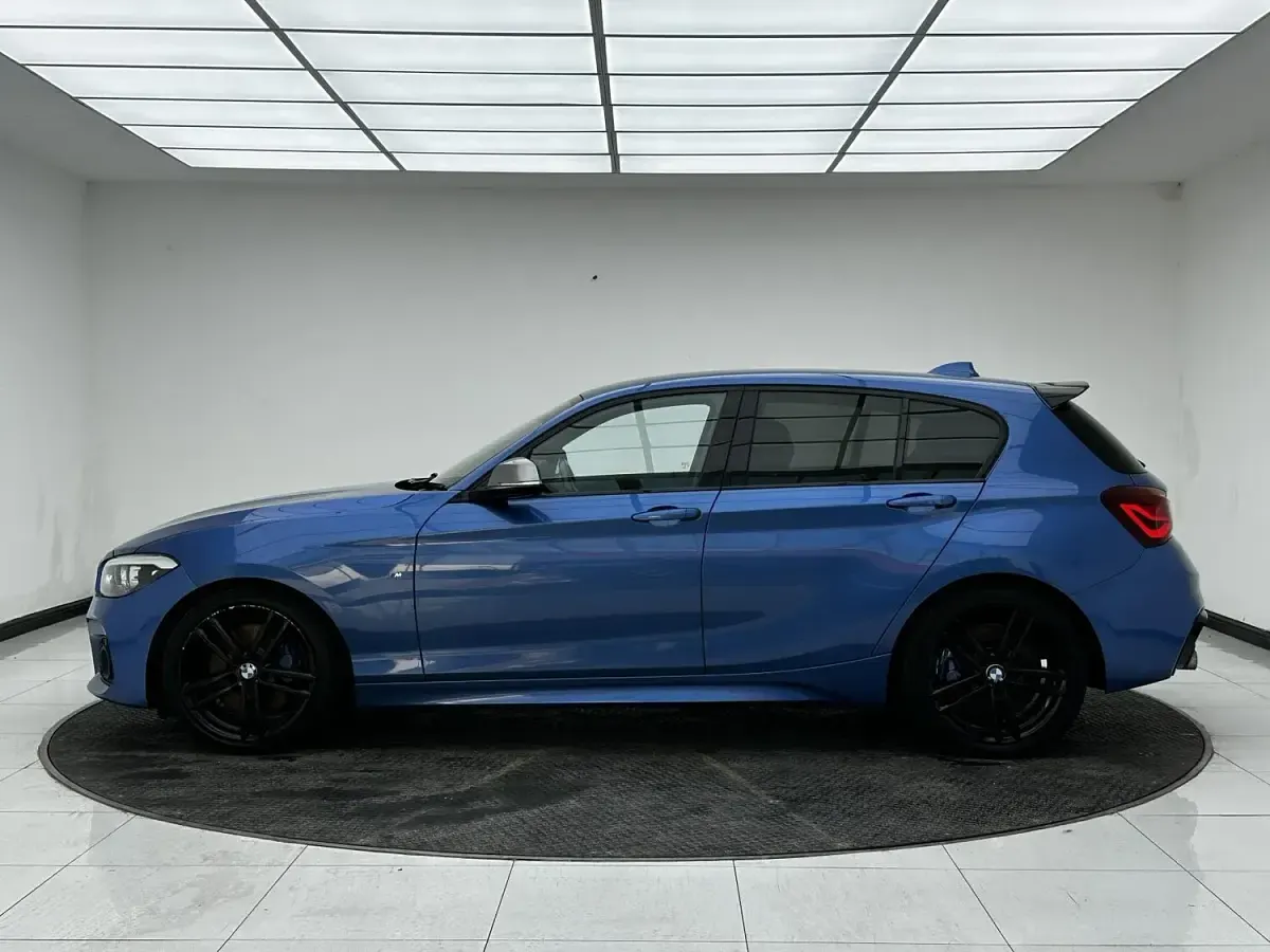 Used BMW 118 Efficient Dynamics 2019 Blue Hatchback