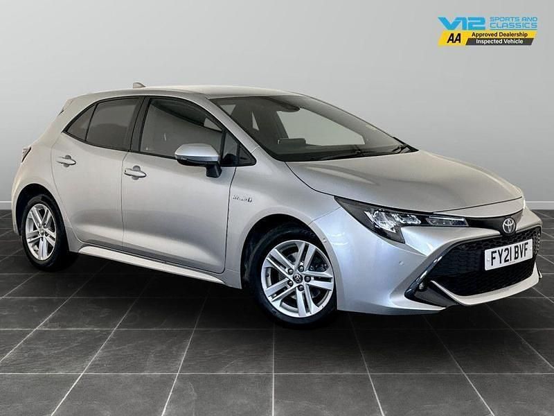 Silver Used 2021 Toyota Corolla Hatchback | £12,395 (Good price) - Image 1/2