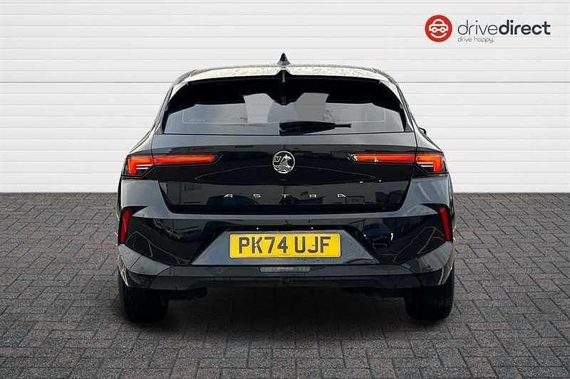 Used Vauxhall Astra Design Edition 110 HP (80 kW) 2024 Black Hatchback