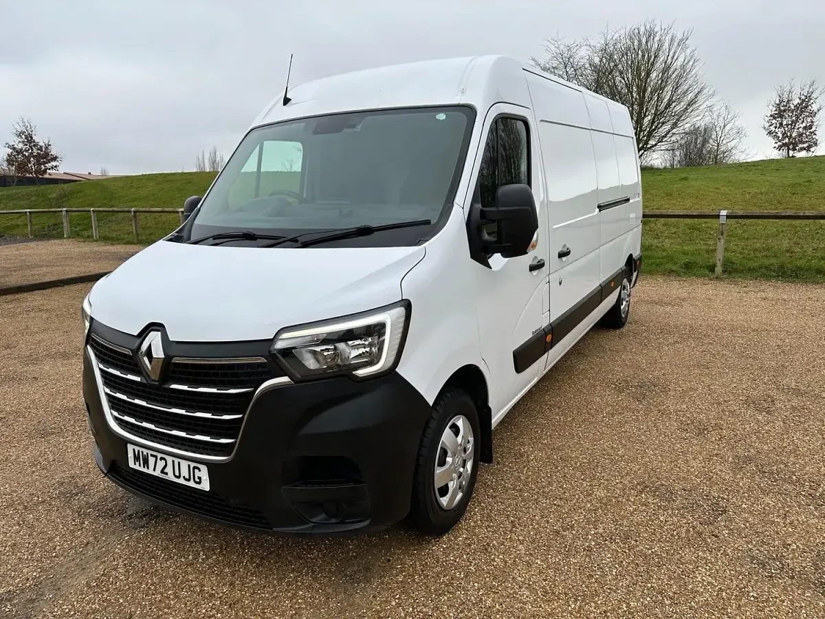Used Renault Master Business 2022 White Van
