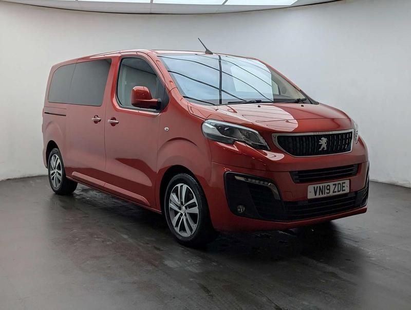 Used Peugeot Traveller Allure 2019 Red MPV