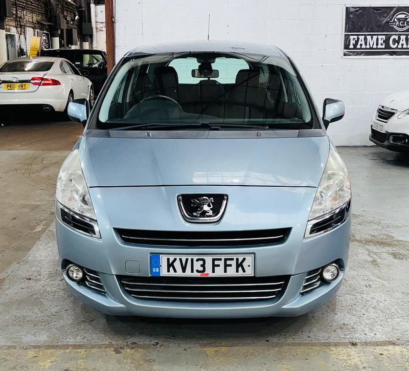 Używany Peugeot 5008 Active 2013 Niebieski Minivan