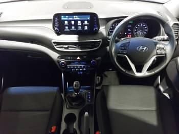 Used Hyundai Tucson SE 132 HP (97 kW) 2020 Grey SUV