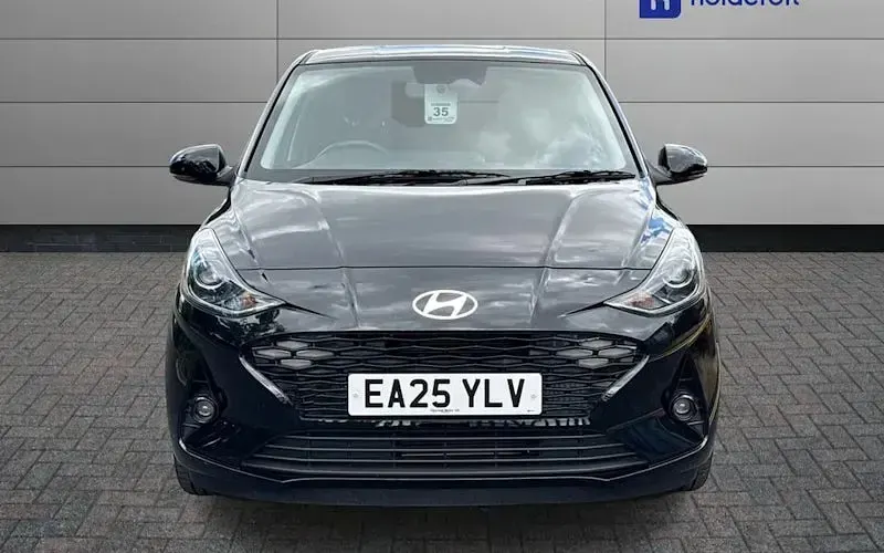 Used Hyundai i10 Premium 63 HP (46 kW) 2026 Hatchback