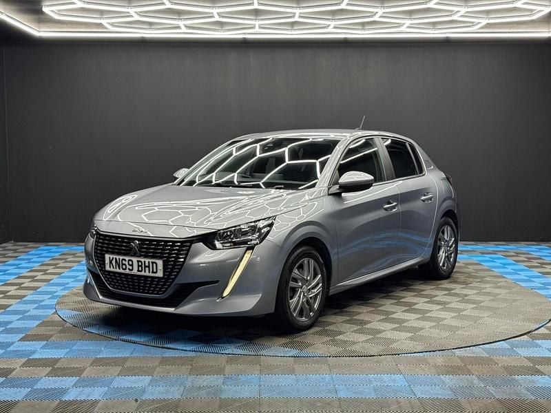 Used Peugeot 208 Active 75 HP (55 kW) 2020 Grey Hatchback
