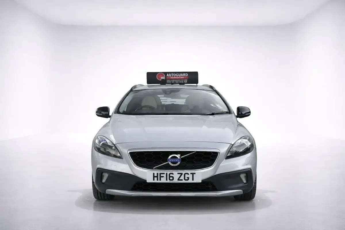 Used Volvo V40 2016 Silver Hatchback