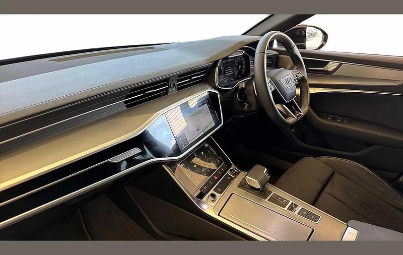Used Audi A6 S-Line 200 HP (147 kW) 2023 Blue Estate