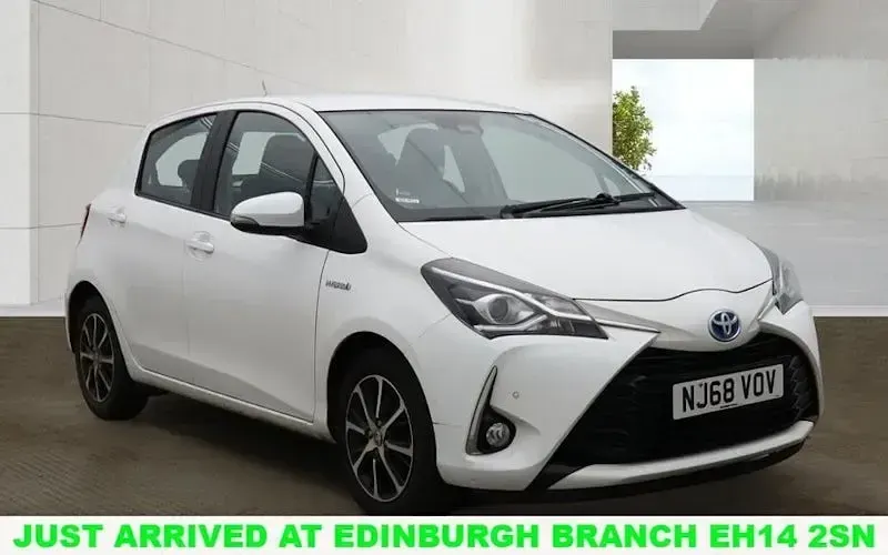 Used Toyota Yaris 101 HP (74 kW) 2018 Hatchback