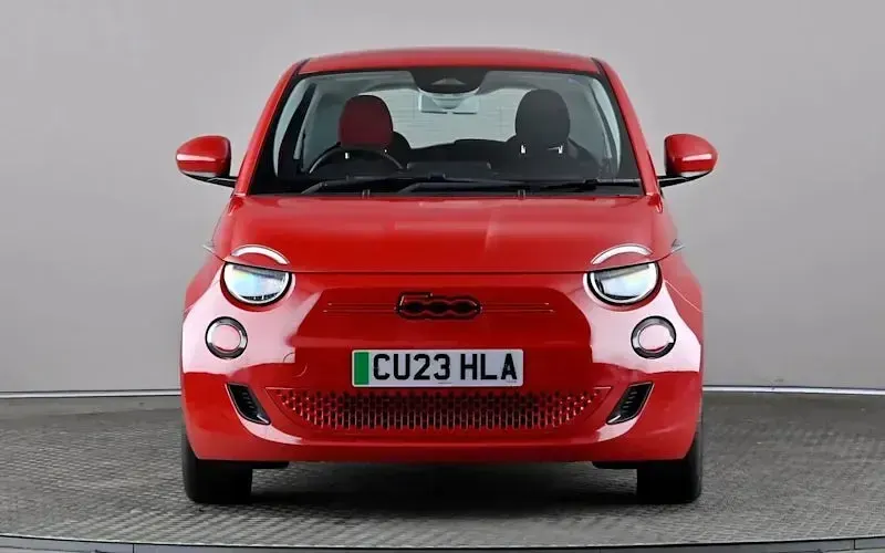 Usado Fiat 500e Red 86 kW (118 CV) 2026 Utilitario