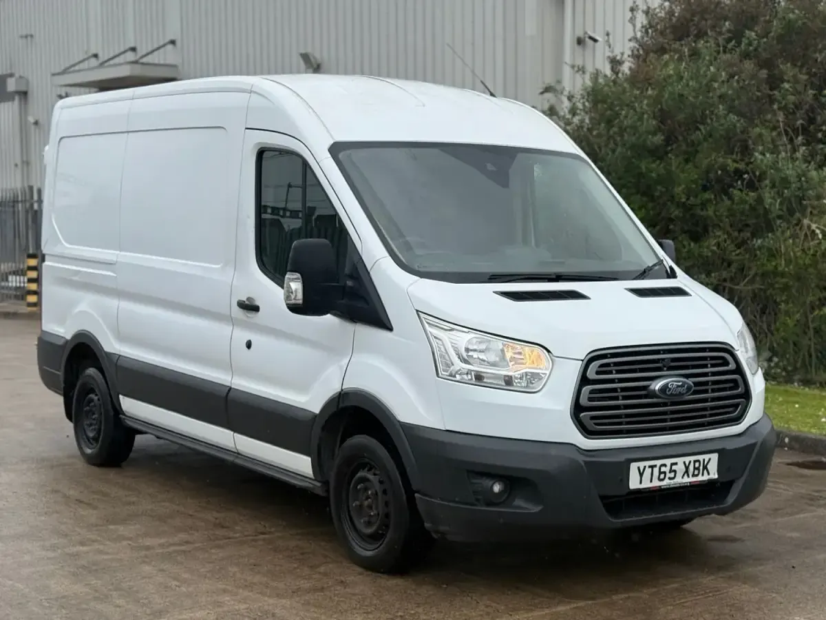 Used Ford Transit Trend 125 HP (91 kW) 2015 White Van