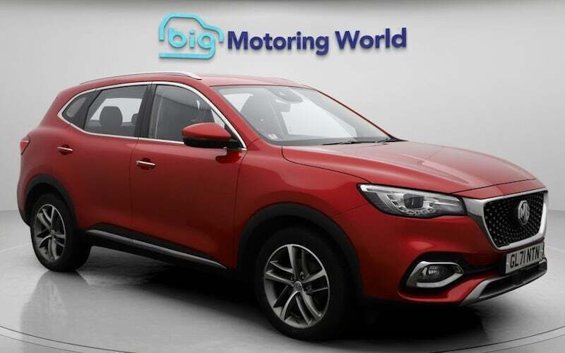Red Used 2022 MG HS Excite SUV | £14,500 (Good price) - Image 1/4
