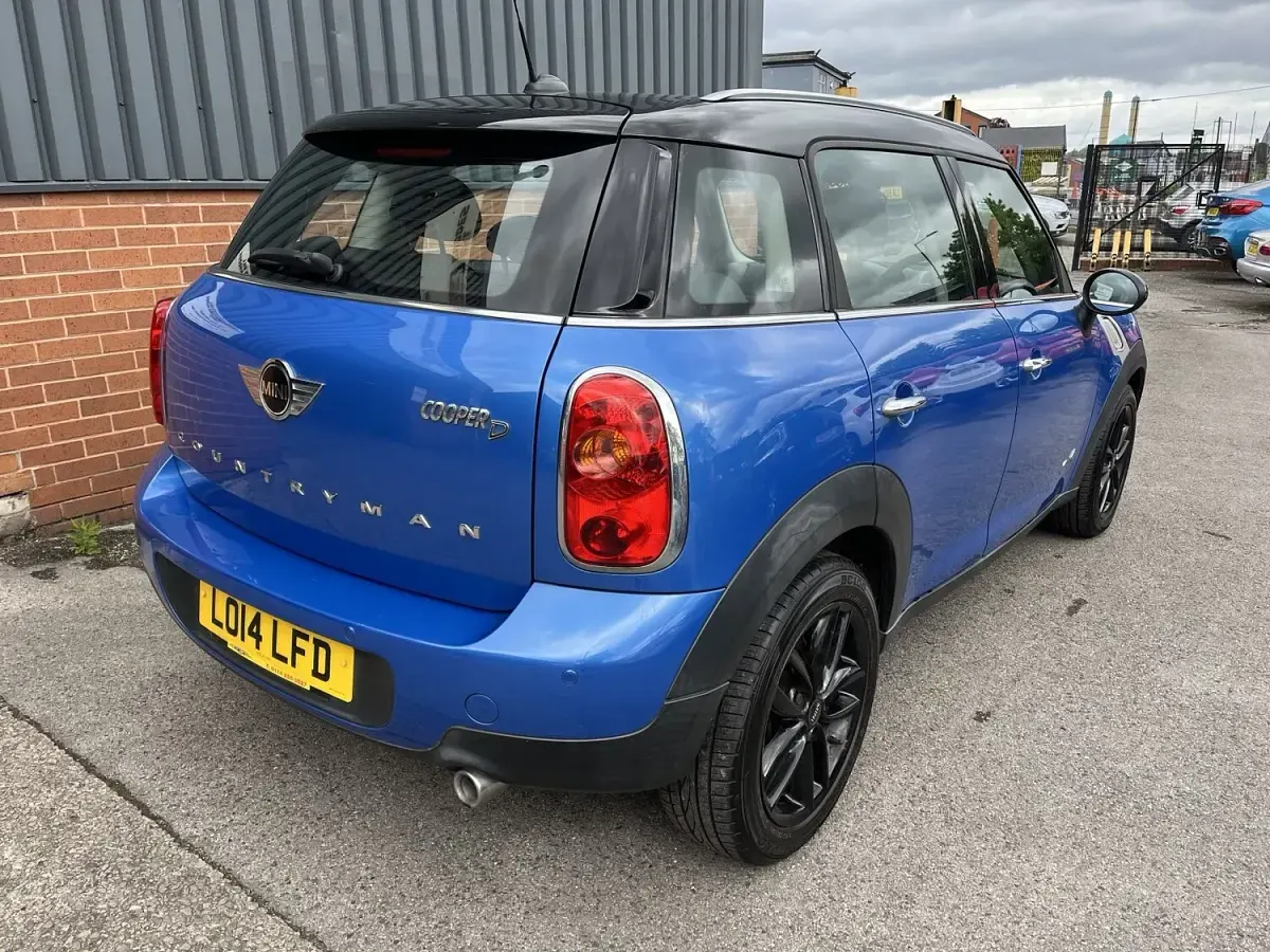 Used Mini Cooper D 112 HP (82 kW) 2014 Blue Hatchback