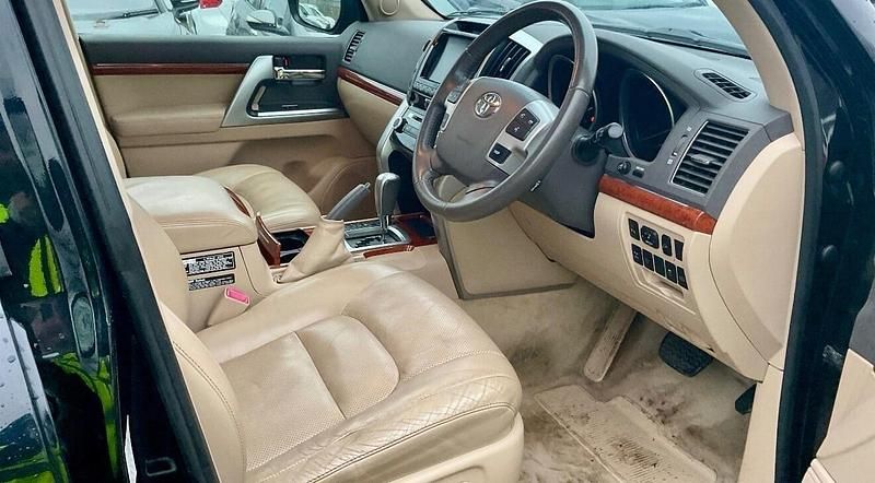 Used Toyota Land Cruiser 2015 Black Estate