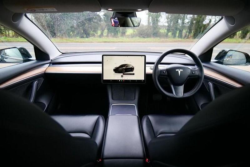 Used Tesla Model 3 RWD 177 kW (241 HP) 2022 Black Sedan
