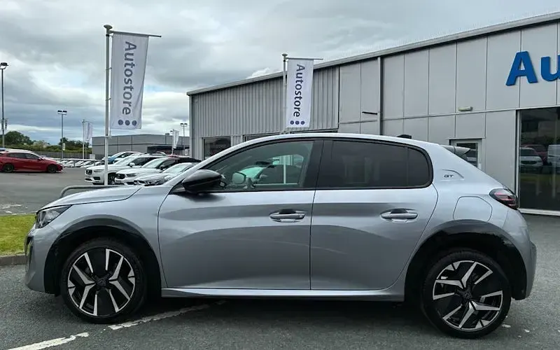 Used Peugeot 208 GTi 102 HP (75 kW) 2024 Hatchback
