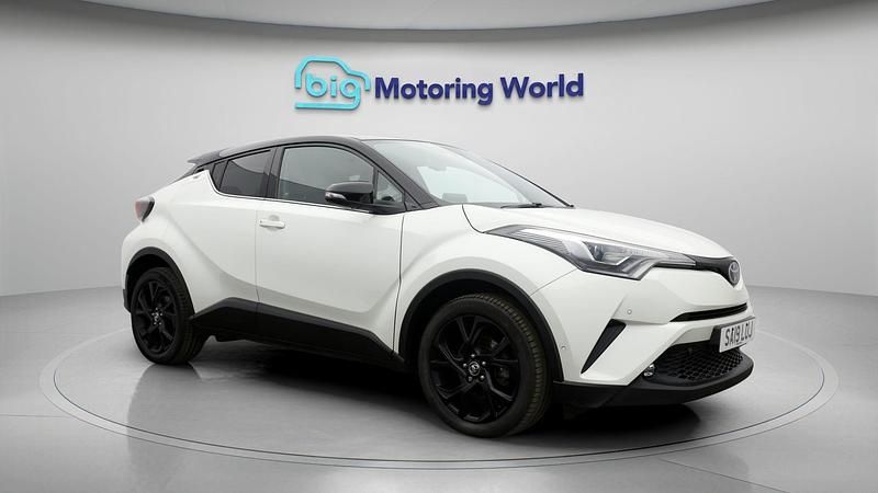Used 2019 Toyota C-HR SUV | £13,100 (Fair price) - Image 1/4