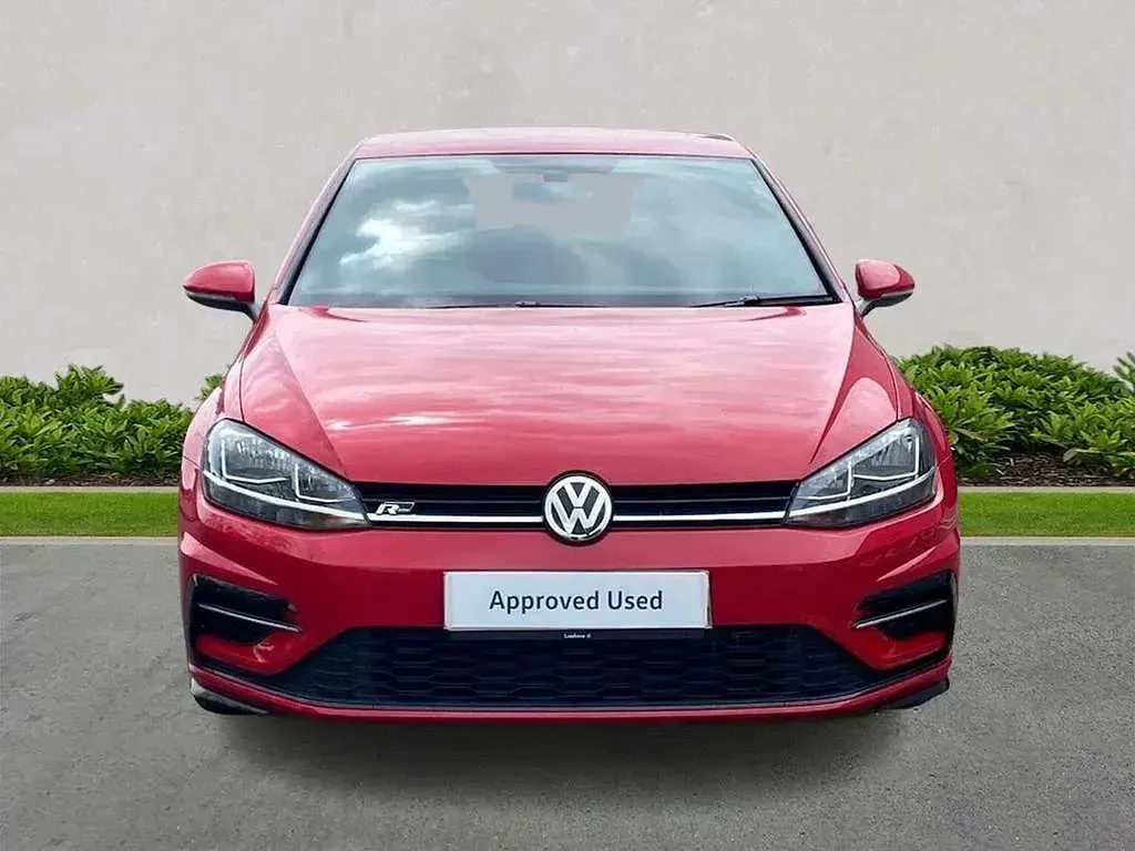Used VW Golf VII R-line 150 HP (110 kW) 2019 Red Hatchback