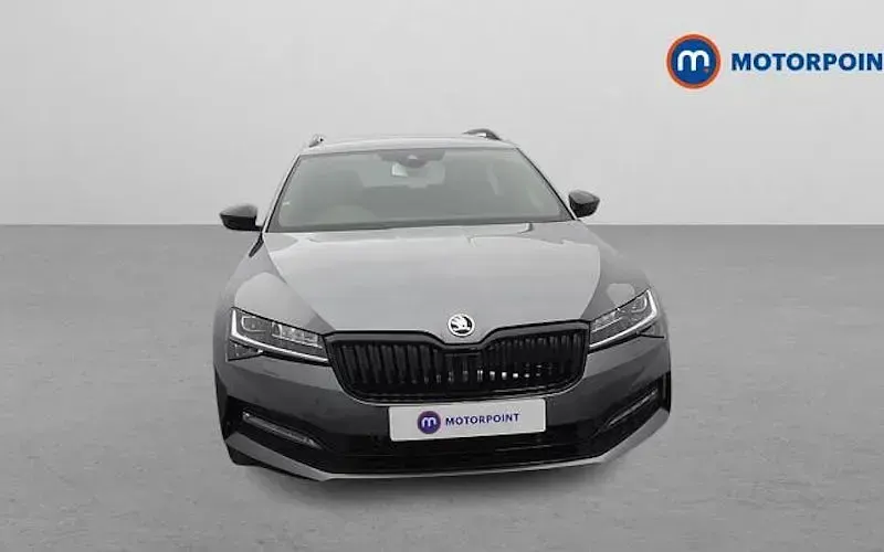 Used Skoda Superb SportlinePlus 200 HP (147 kW) 2023 Grey Estate