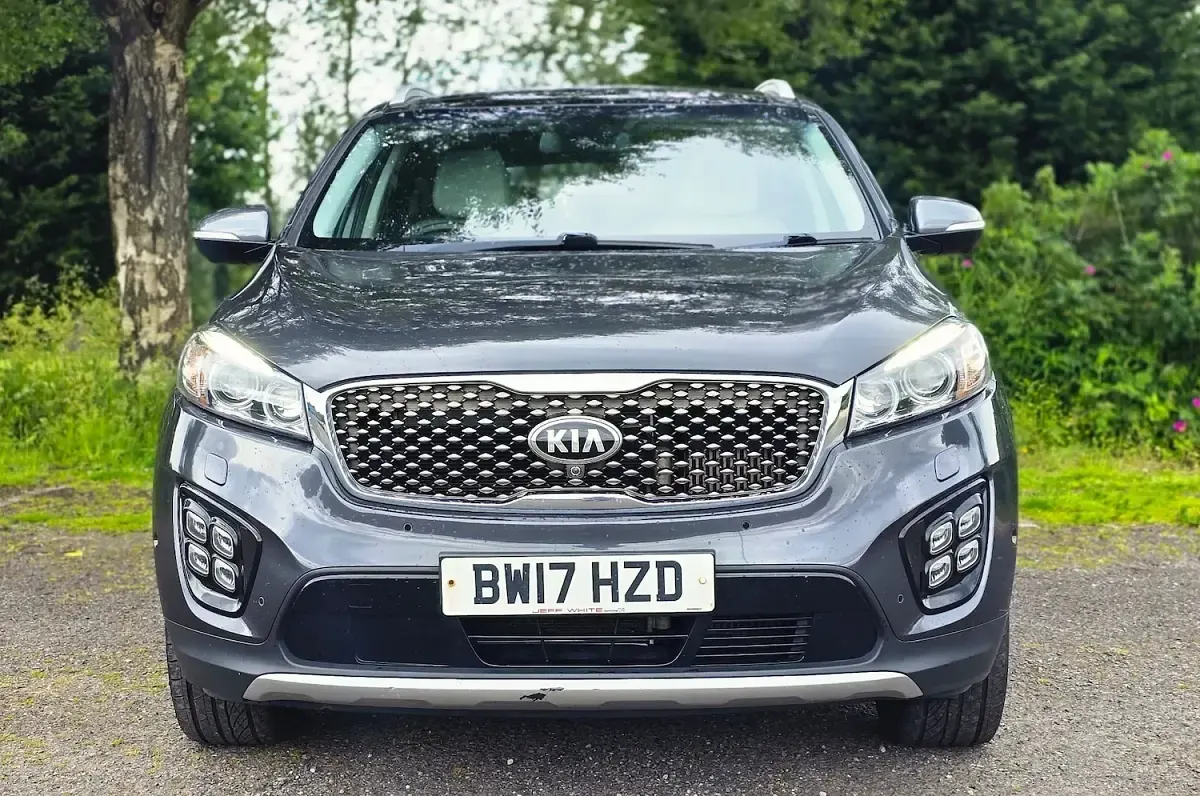 Used Kia Sorento 2017 Grey SUV