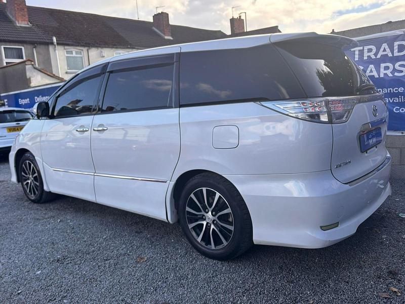Usado Toyota Estima 2021 Blanco