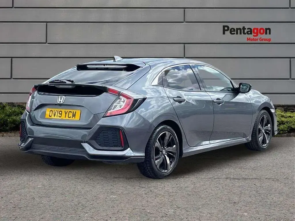 Used Honda Civic SR 124 HP (91 kW) 2019 Grey Hatchback