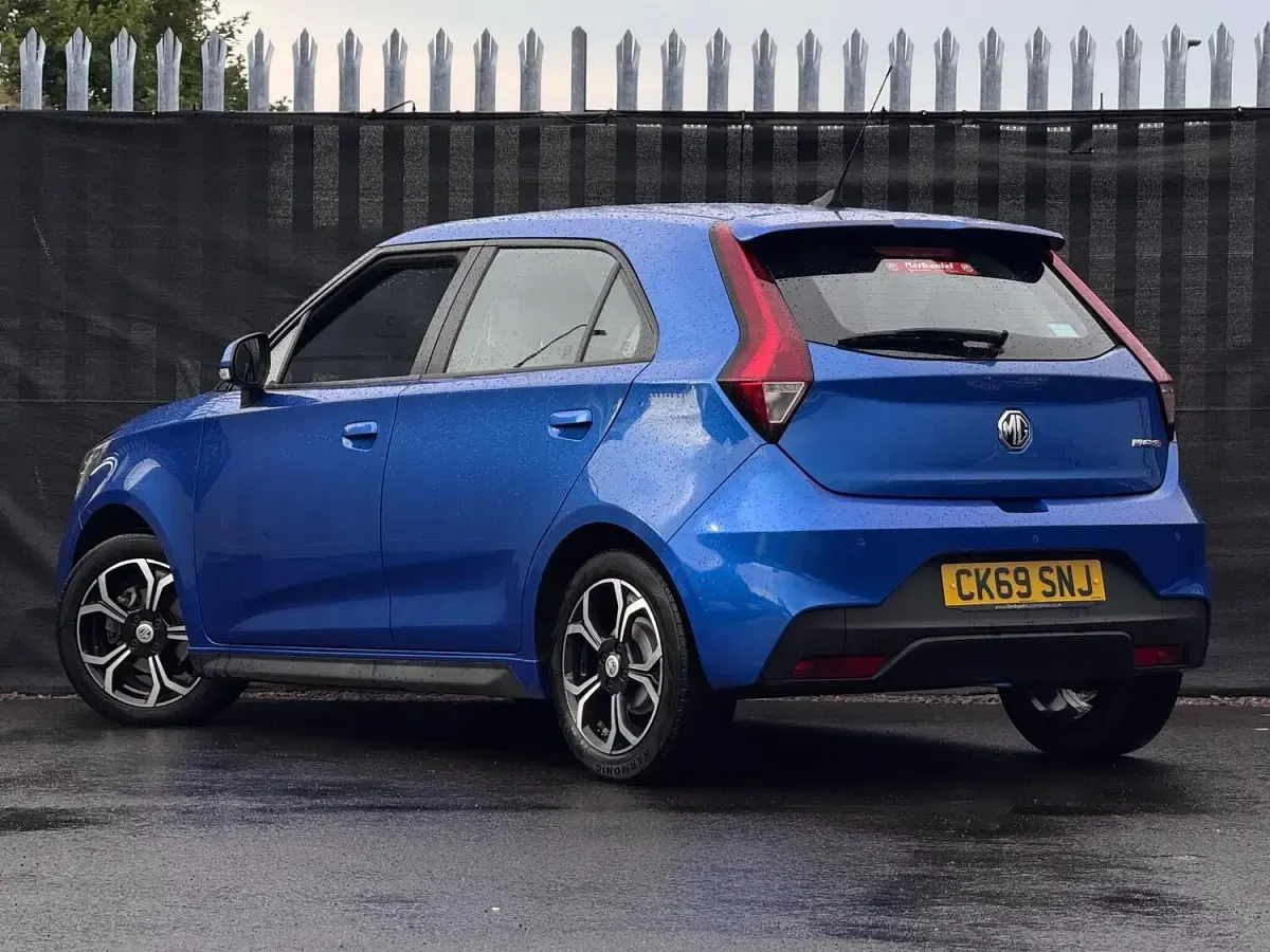 Used MG MG3 Excite 106 HP (77 kW) 2019 Blue Hatchback
