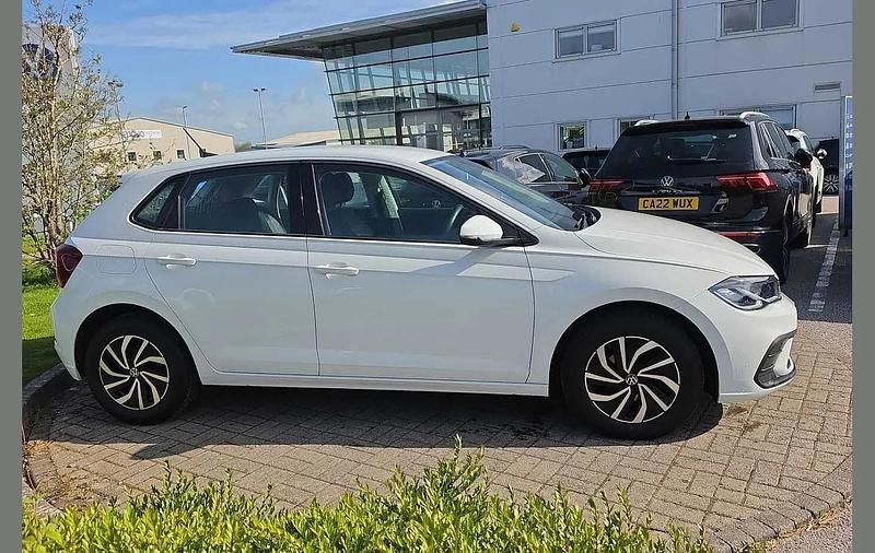 Used VW Polo Life 95 HP (69 kW) 2022 White Hatchback
