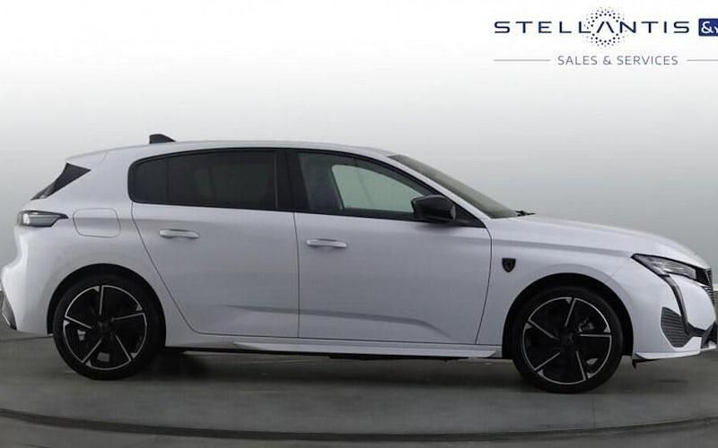 Used Peugeot e-308 GT 114 kW (156 HP) 2024 White Hatchback