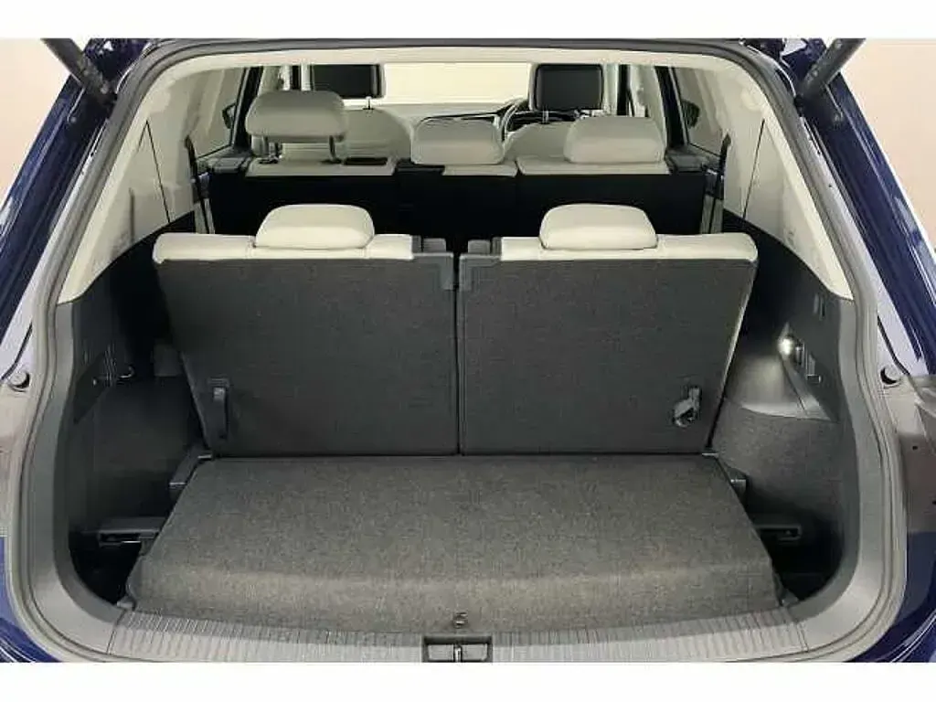 Used VW Tiguan Allspace Elegance 150 HP (110 kW) 2023 Blue SUV