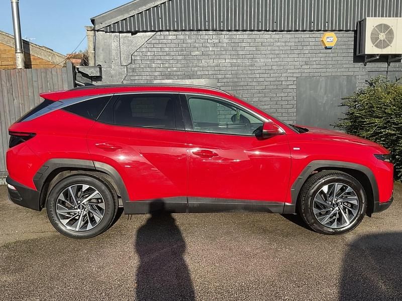Used Hyundai Tucson Premium 2022 Red SUV