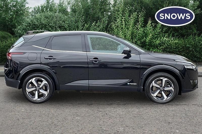 Used Nissan Qashqai N-Connecta 190 HP (139 kW) 2023 Black SUV