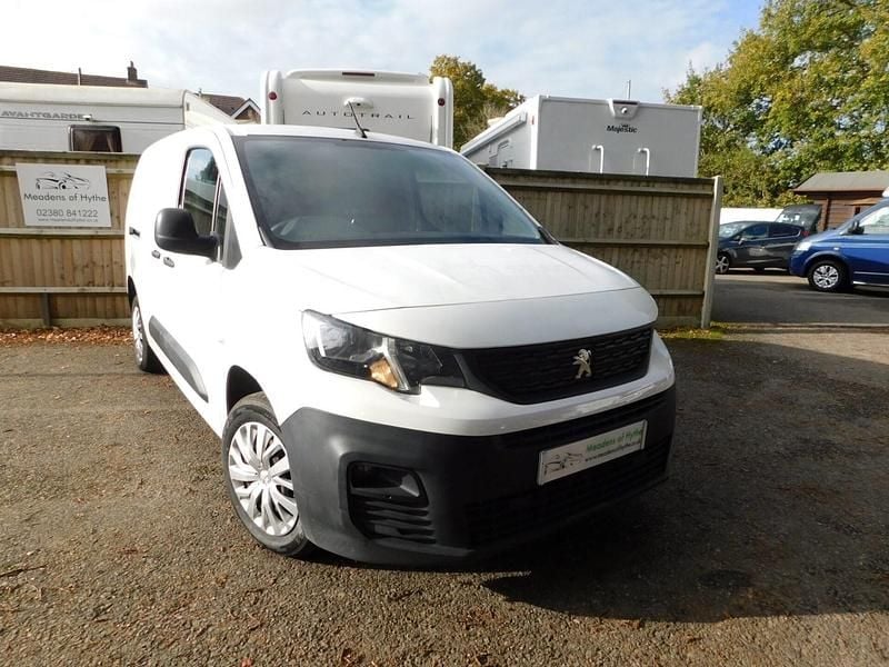 White Used 2021 Peugeot Partner Van | £9,495 (A bit pricey) - Image 1/4