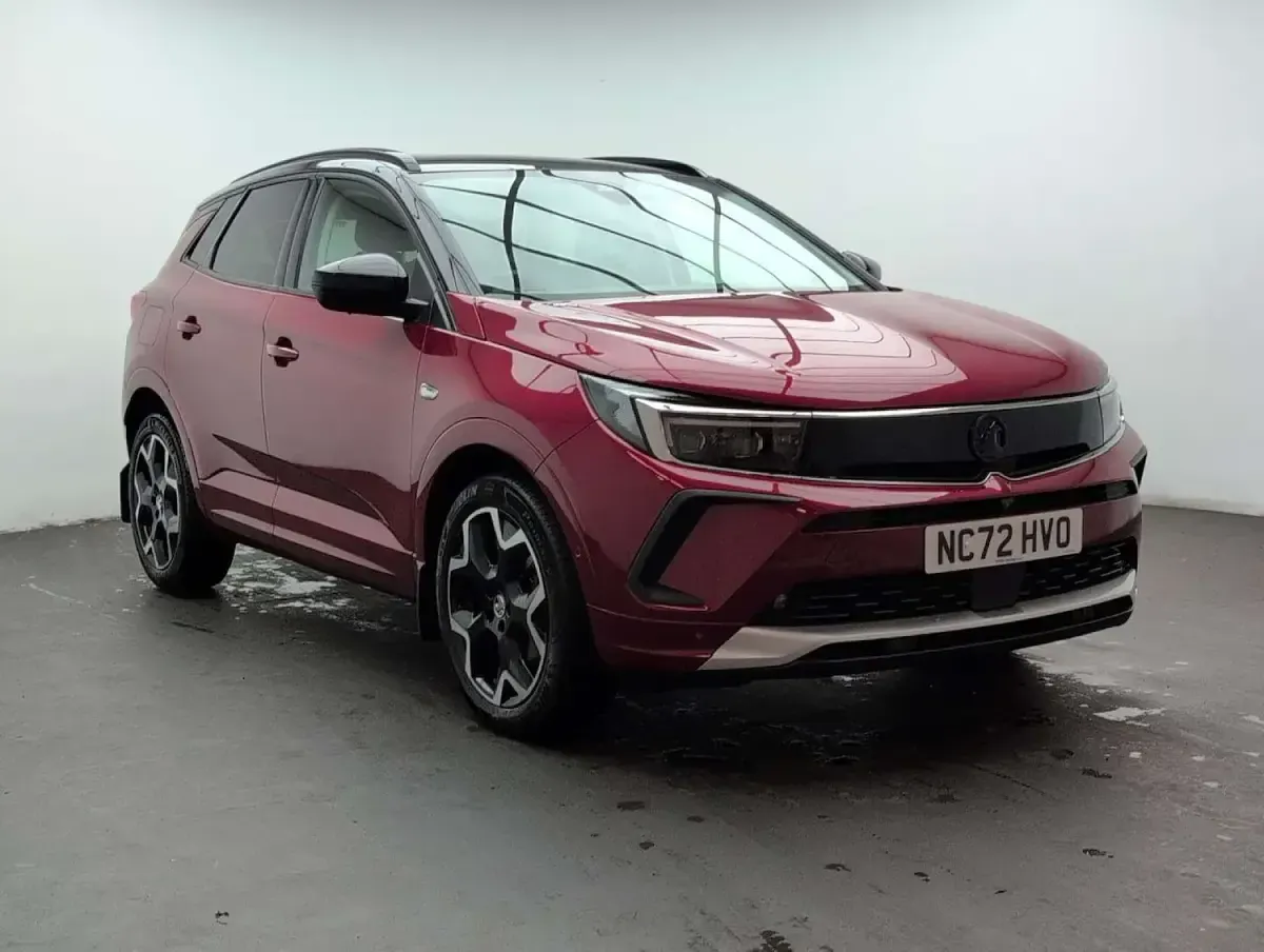Used Vauxhall Grandland X Ultimate 130 HP (95 kW) 2022 Red SUV