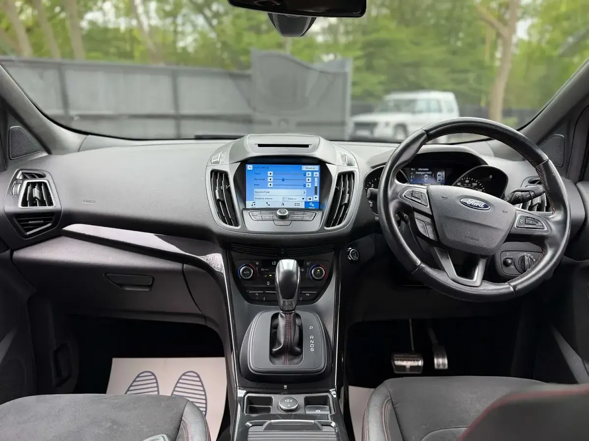 Used Ford Kuga ST-Line 180 HP (132 kW) 2017 Green SUV
