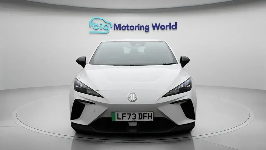 Usado MG MG4 EV SE 319 kW (435 HP) 2023 Citadino